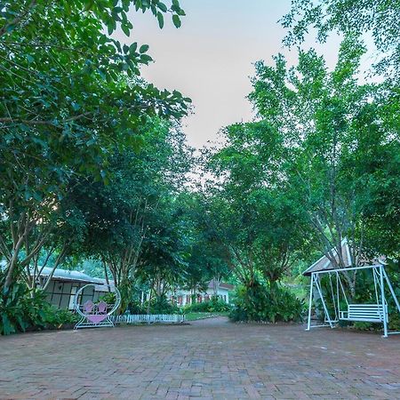 Pou Villa Luang Namtha Exterior foto